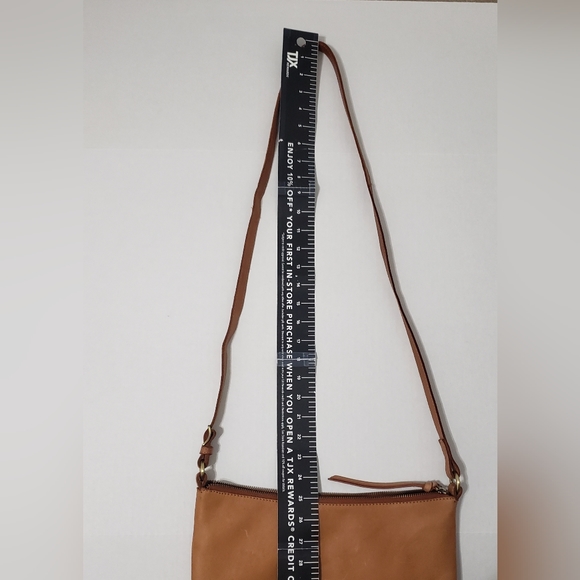 MARGOT Remy Leather Hobo Crossbody Bag - Picture 7 of 7